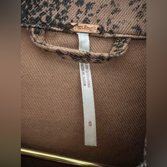 Free People Denim Snake Print Trucker Jacket - Picture 9 of 9